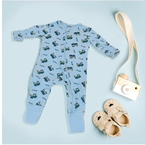 Sleep & Play One-Piece Bodysuit Sleeper - Picture 2 of 7